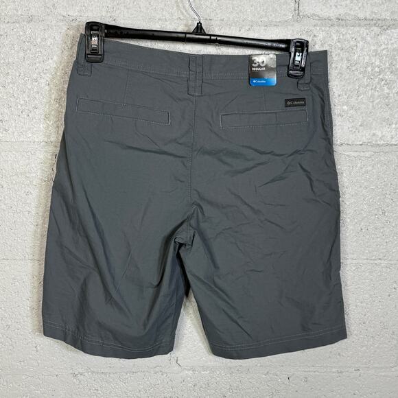 Columbia Men's Washed Out 10" Cotton Shorts, Gray Ash, 30w - Picture 3 of 6